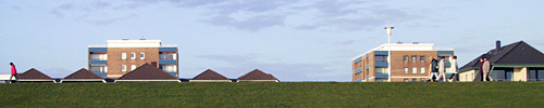 Blick vom Meer auf unseren Balkon